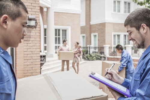 Moving van service for Islington residential and commercial moves
