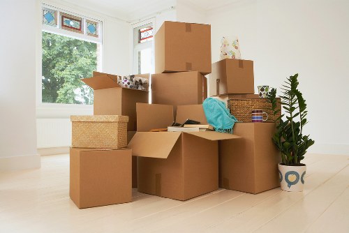 Packing and loading support for a van move