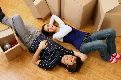 Local removal van for home and office moves across Islington